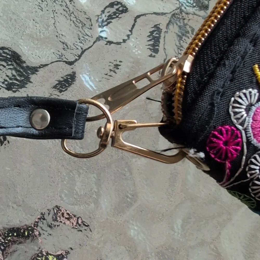 Lylac Colorful Zip Around Floral Embroidered Wallet Wristlet Black Pink